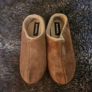 Sorel Tan Suede Slippers- Kids Size 1